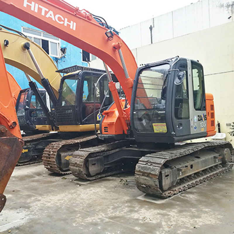 HITACHI 135 Gebrauchtbagger mit 13,2 Tonnen ist zum Verkauf/Hitachi 135 Gebrauchtbagger