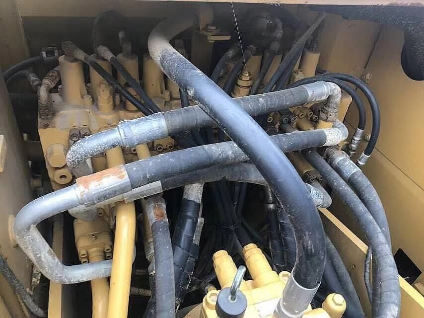 Gebrauchtes Grabgerät Katerpillermaschinen CAT323 zum Verkauf in gutem Zustand,guter Preis Gebrauchtes Grabgerät