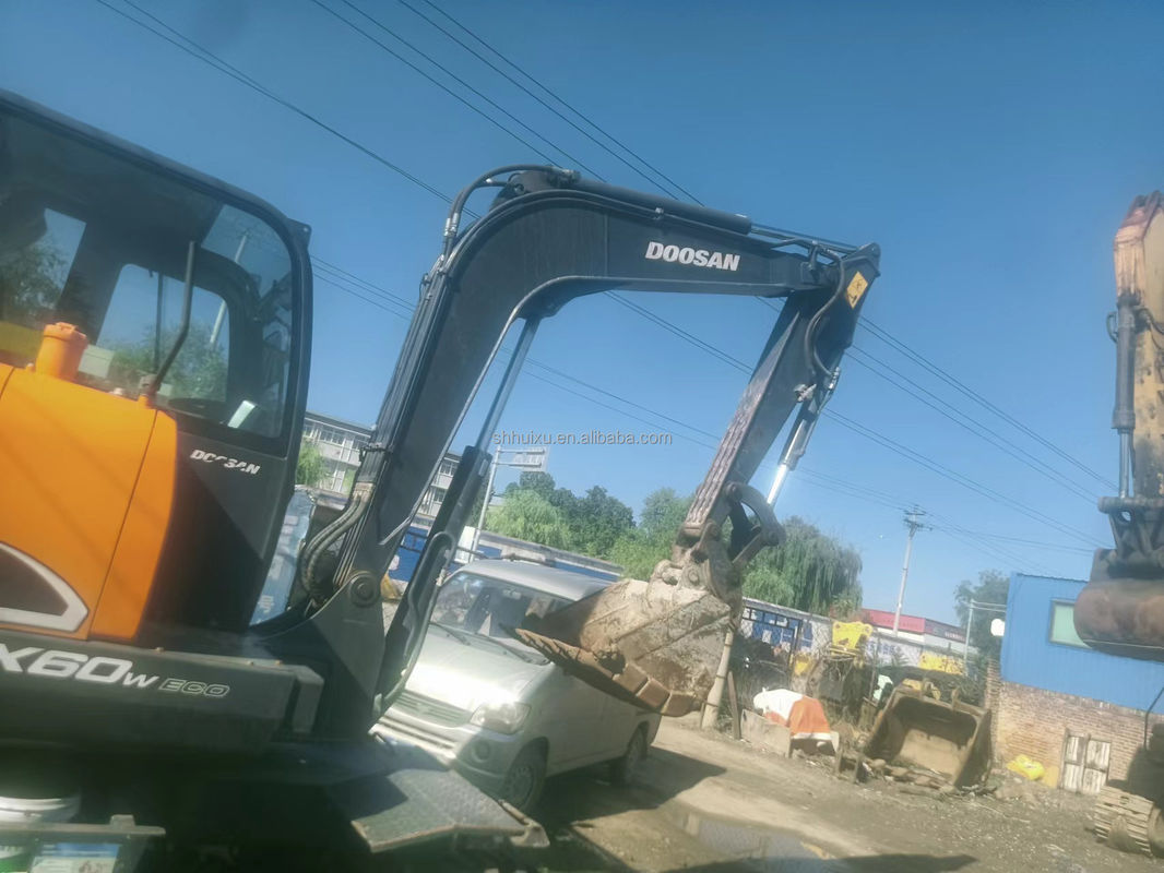 Doosan Warmverkauf Gebrauchtes Doosan dh60-7 Crawler Bagger/Brauchtes Mini Digger Doosan DX60W Günstig