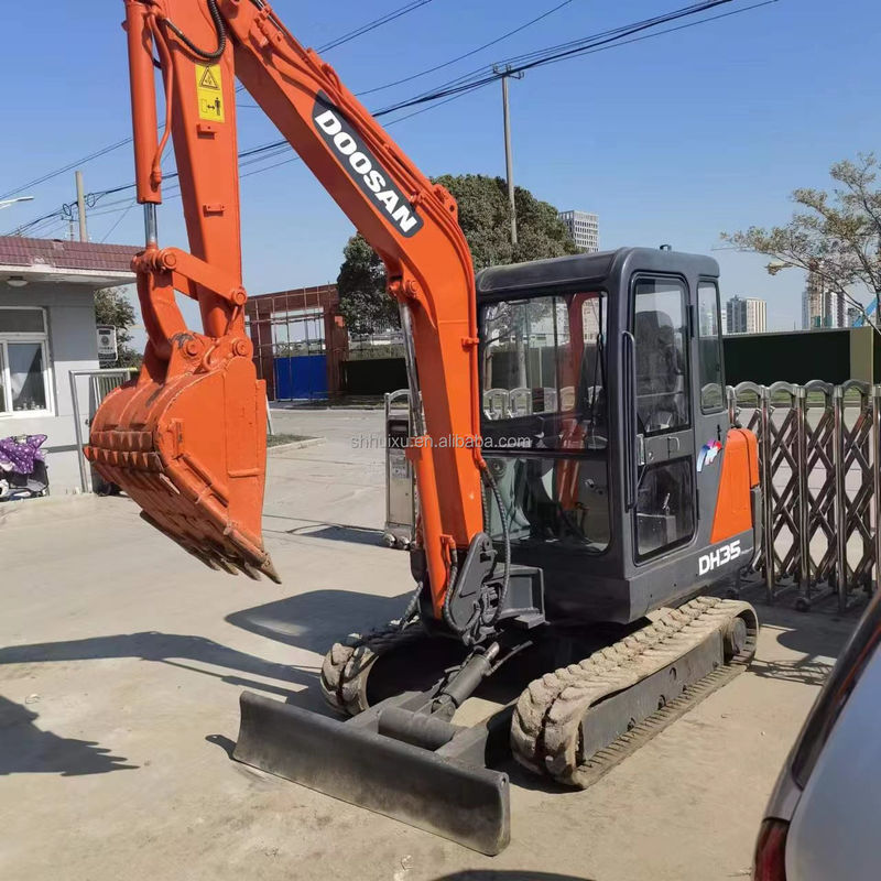 Doosan Warmverkauf Gebraucht Original Doosan DH35 Bagger,Doosan Mini Bagger mit Dozerblatt,Doosan DH35 DH55 DH60 DH70 DH80 DX80 DX75 auf Lager