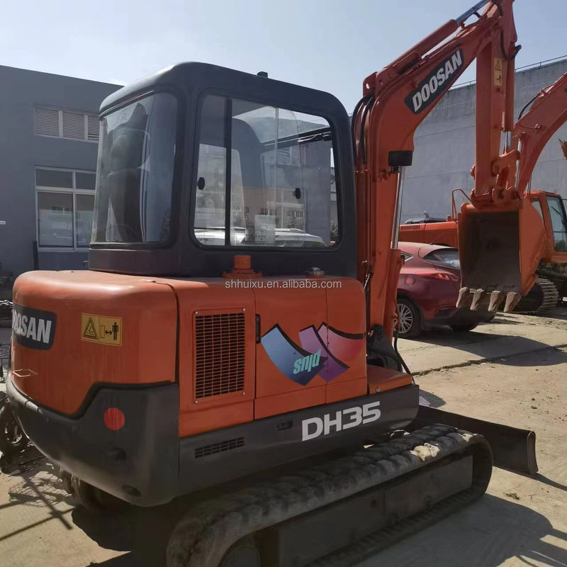 Doosan Warmverkauf Gebraucht Original Doosan DH35 Bagger,Doosan Mini Bagger mit Dozerblatt,Doosan DH35 DH55 DH60 DH70 DH80 DX80 DX75 auf Lager