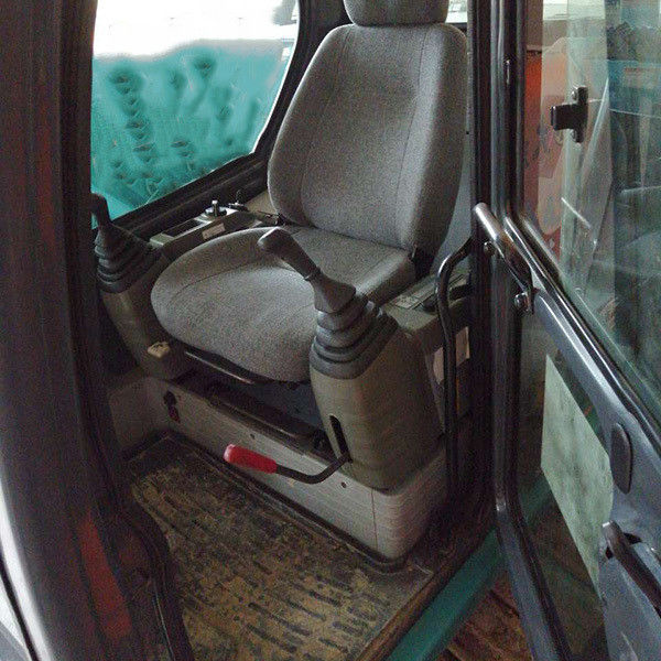 Japan 12 Tonnen kleiner Gebrauchtbagger Kobelco 125 Gebrauchtbagger mit niedrigem Handelspreis SK125 SK125SR