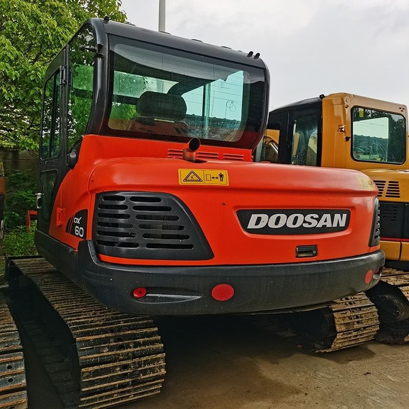Doosan Warmverkauf Gut Verkauf Gebrauchtbagger Doosan DX60W Radbagger Maschine