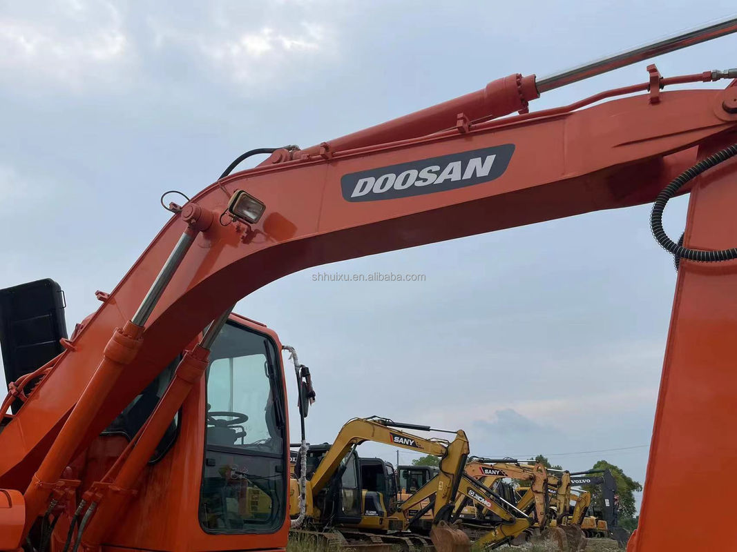 China Radbagger Doosan 150 Gebrauchtbagger Schwermaschine großer Bagger