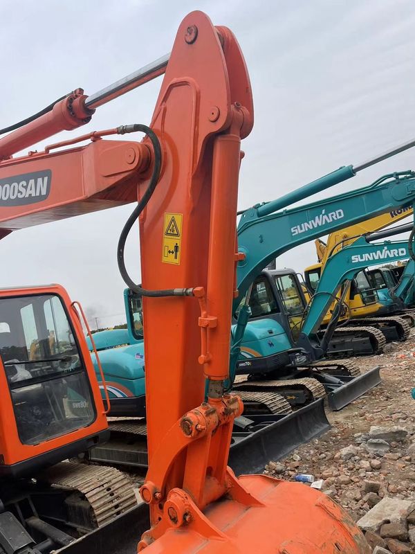 Gebrauchte Maschinen Doosan DX75 kleine Graber verwendet Gummi-Spur Minibagger Graber Hand
