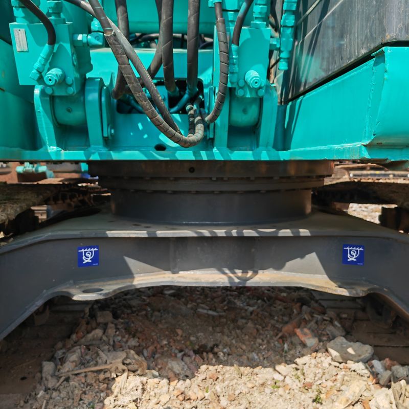 Blaue Farbe Gebraucht Crawler Bagger Zweithand 135 Kobelco Bagger