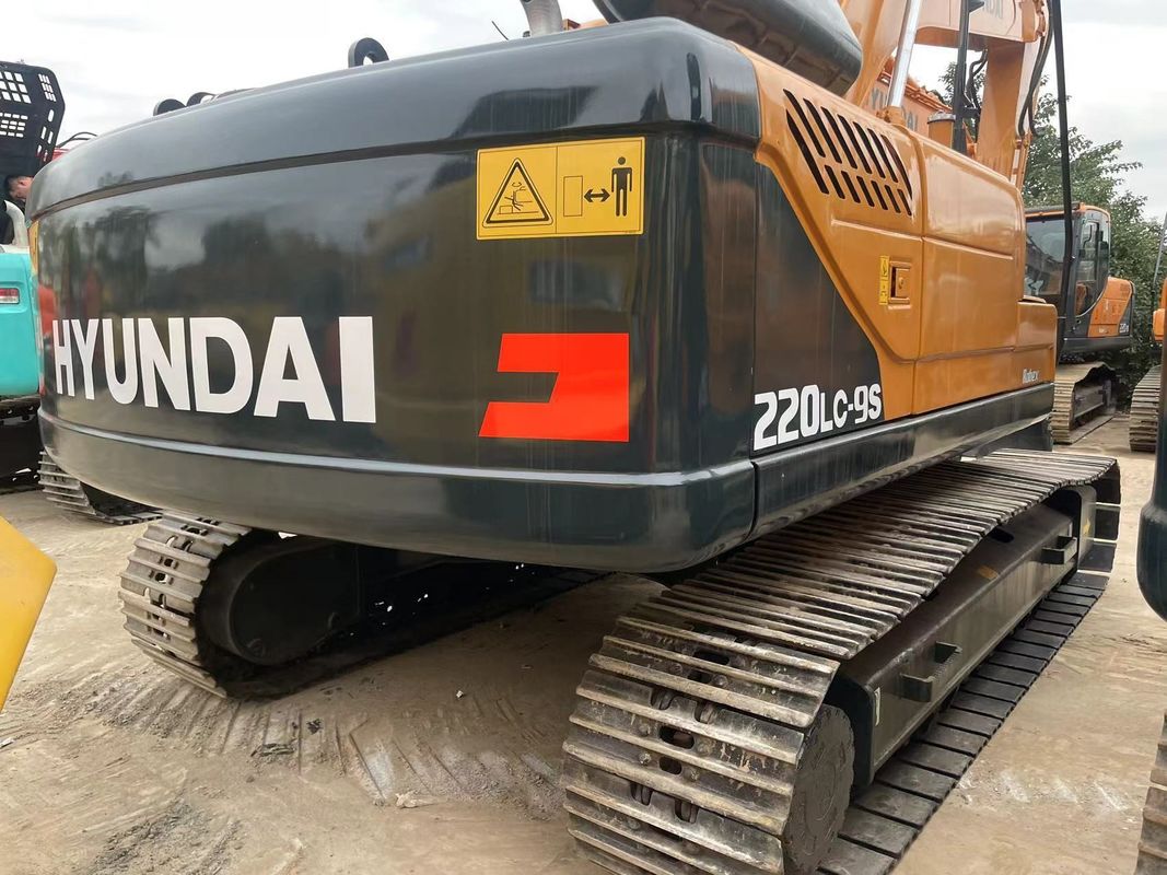Gebraucht großer Crawler Bagger Hyundai 220 Digger Gebraucht großer Bagger 22 Tonnen Gebraucht Bagger
