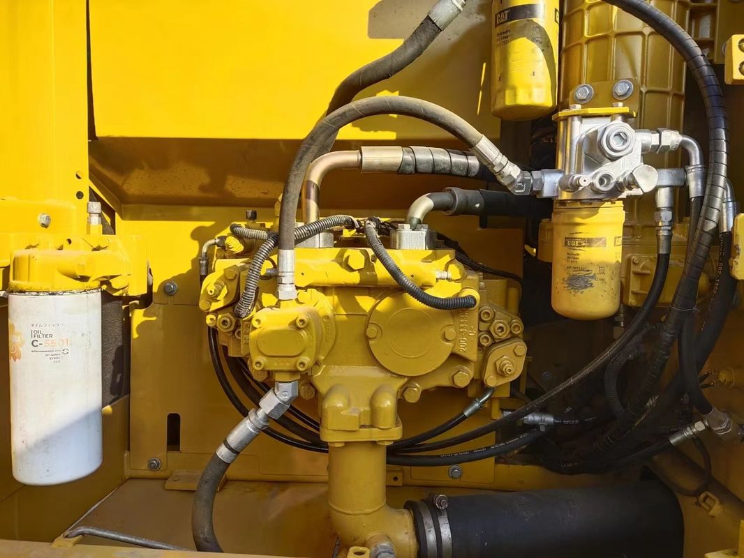 Niedrige Arbeitszeiten Baggerbehälter CAT320D Gebrauchtbagger Gebrauchtkofferbauer Gebrauchtbaggerhandel