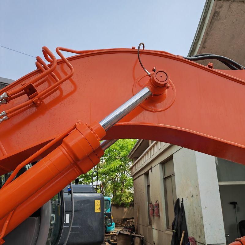 Hitachi in Lager 90% gebrauchtes Hitachi zx135/verwendetes Crawlerbagger Hitachi zx135 zum Verkauf