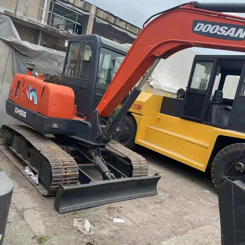 Original gebraucht Doushan DH55 Bagger ist in gutem Zustand stark und einfach zu warten