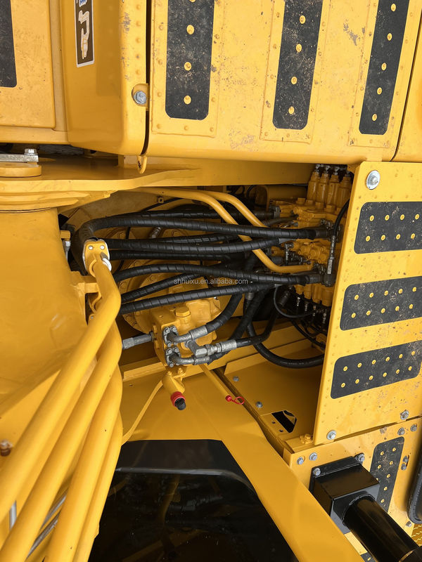 KOMATSU 240-8LC Gebrauchtbagger in gutem Zustand 24000KG Baustoffläden
