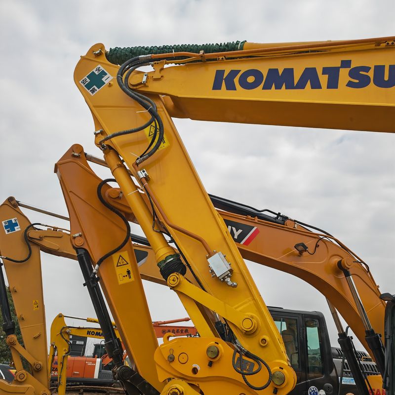 Gebrauchtes Komatsu PC200 mit günstigem Gebrauchtmotor Komatsu PC200 zum Verkauf