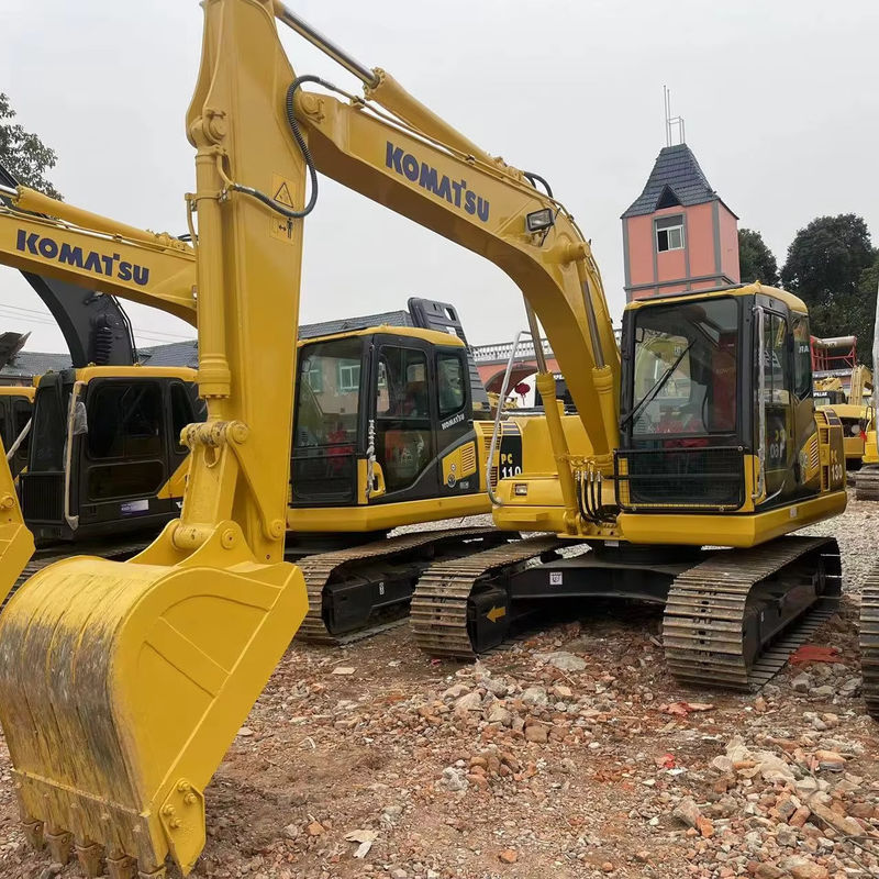 Neue Ankunft Gebrauchtes Bagger KOMATSU PC130/Niedrige Arbeitszeit Zweithand KOMATSU EXKAVAYOT GUTES Bewegungszustand