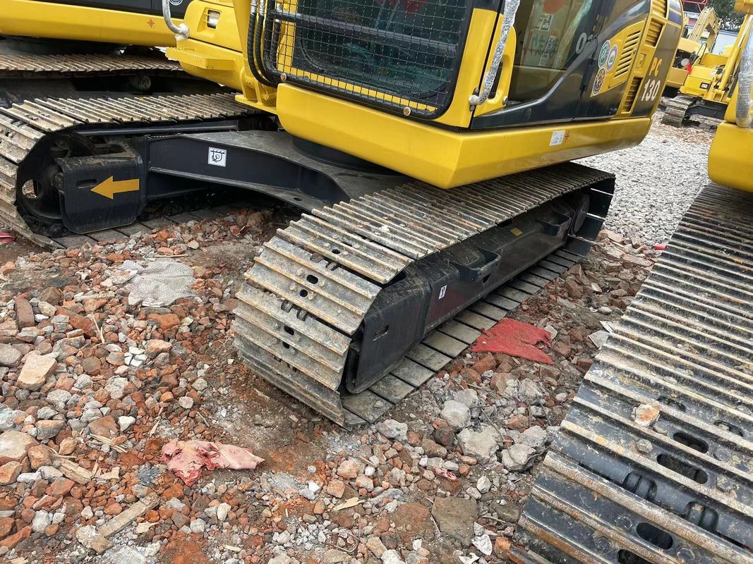Neue Ankunft Gebrauchtes Bagger KOMATSU PC130/Niedrige Arbeitszeit Zweithand KOMATSU EXKAVAYOT GUTES Bewegungszustand