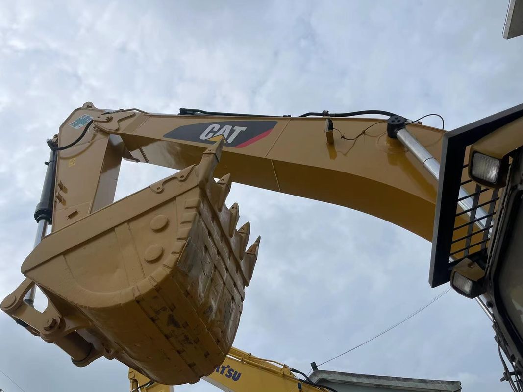 Gebraucht Japan Originalmaschine Caterpillar CAT330D 320GC 320D2/Baumaschinen Baggerrad Caterpillar