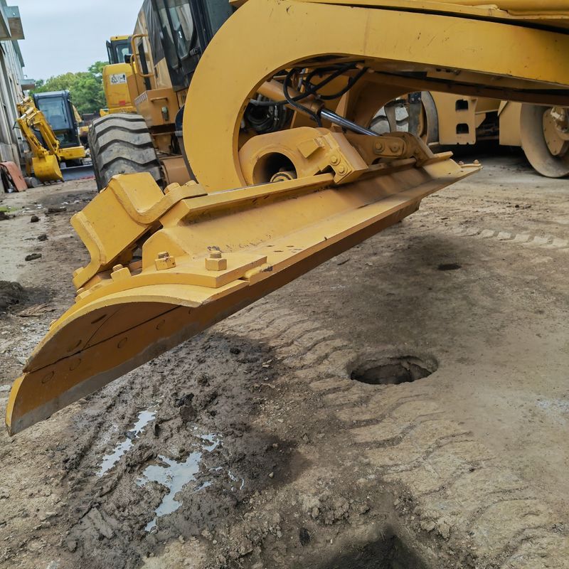 Gebrauchtes Bagger Landleveller Caterpillar CAT140K Straßenmaschine gebrauchtes Japan Traktormotor in gutem Zustand