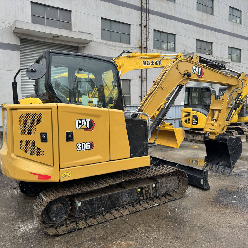 Gebrauchtes Krabblerbagger CAT306/Originalmotor in Japan gefertigt